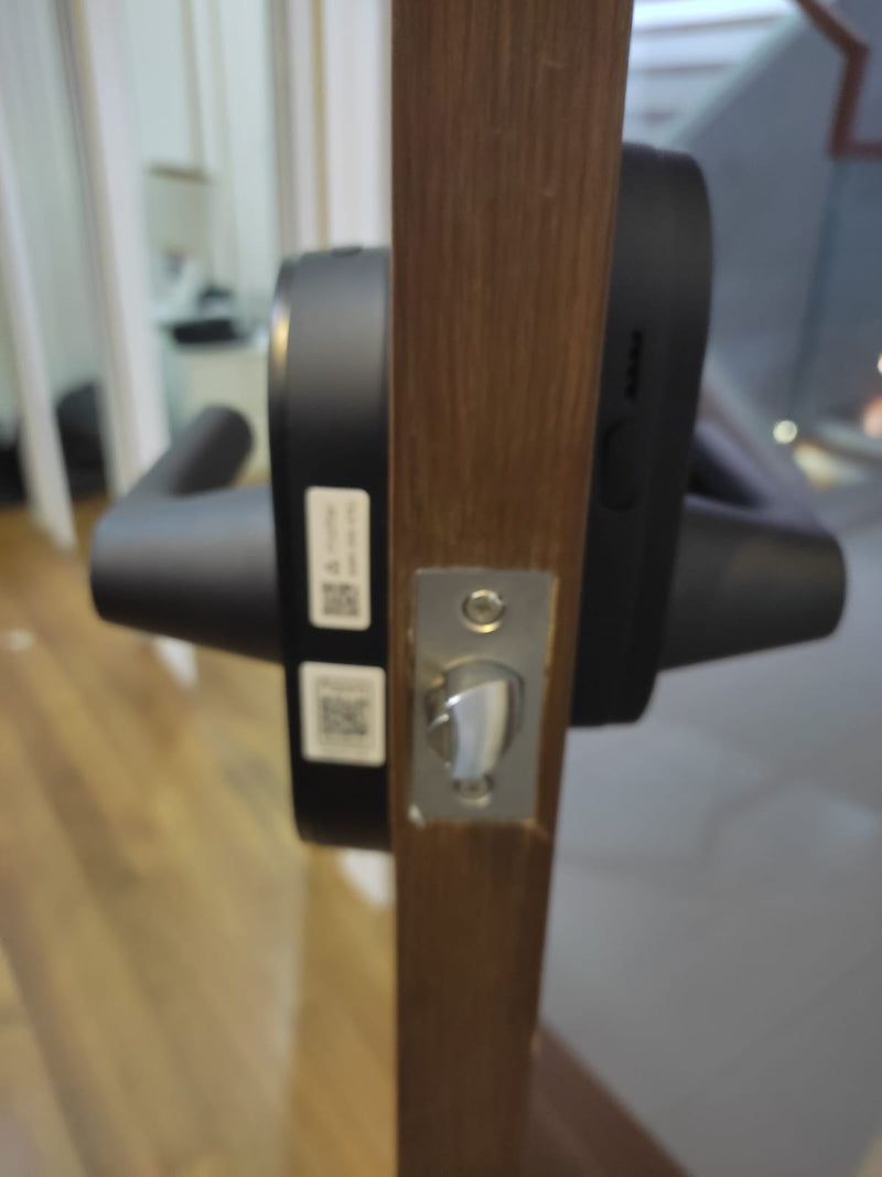 Aqara U300 Smart Door Lock customer installation photo