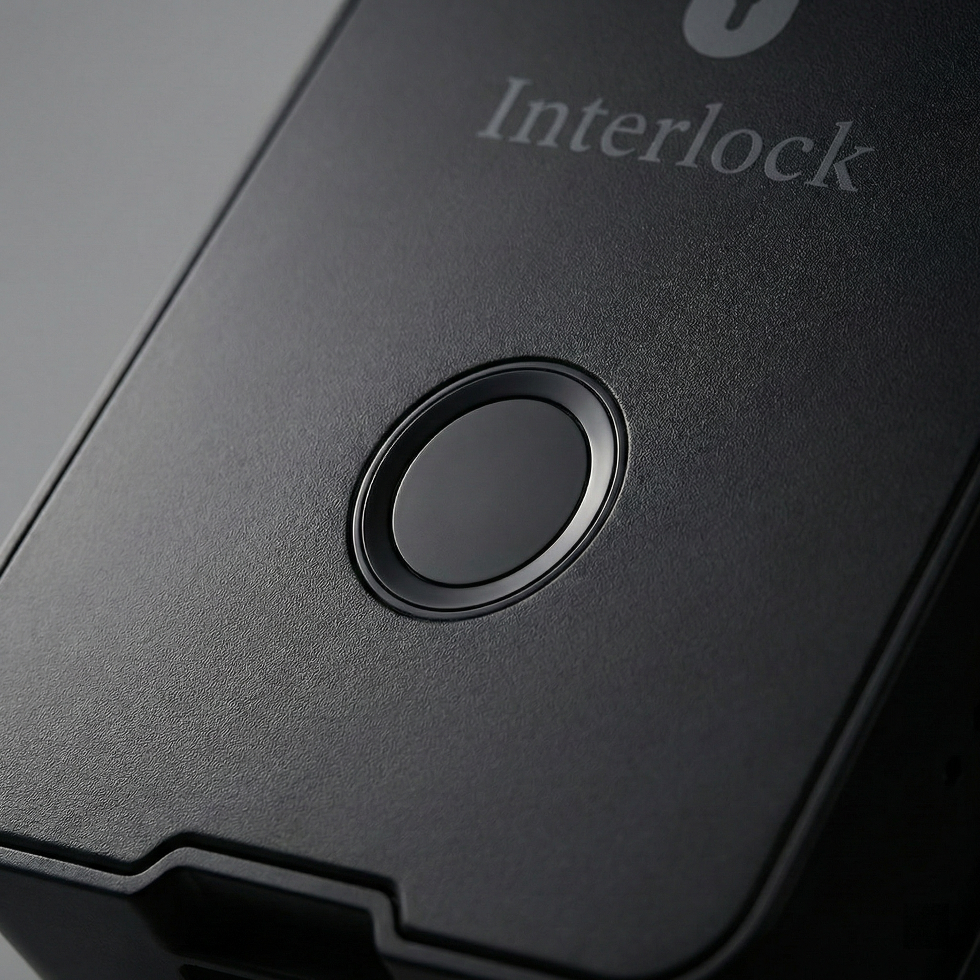 Interlock Mercury G3 Digital Gate Lock | Close Up